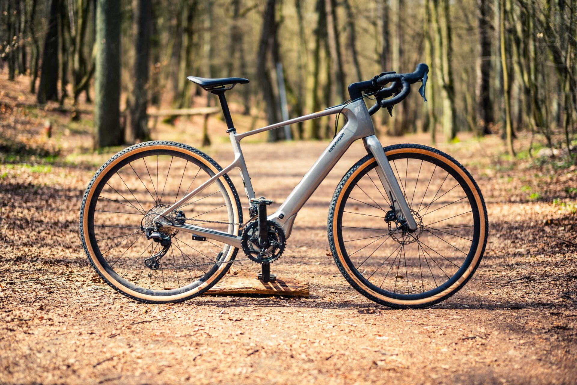 Cannondale Synapse Neo Allroad 2, czyli mój pierwszy raz z elektrykiem